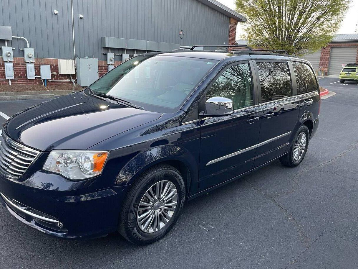 CHRYSLER TOWN AND COUNTRY 2014 2C4RC1CG1ER133683 image